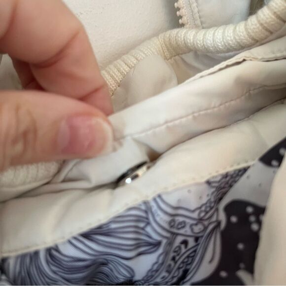 Levi’s Ivory Hooded Ski Snow Winter Jacket - Picture 4 of 11